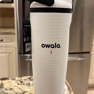 Owala 30oz SwayWhite Gold Travel Tumbler